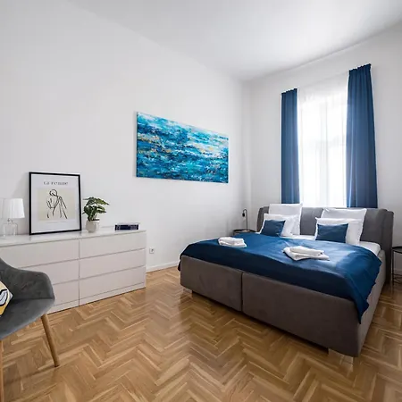 Spirit Apartment *